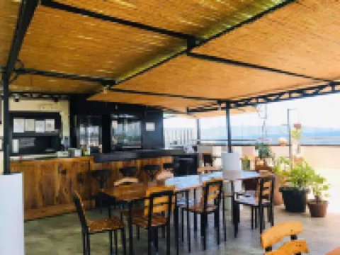 Navarro Hotel Hotels in Caticlan