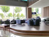 洛陽華墨逸緻·Serenity輕奢悅享飯店（洛陽火車站國花路地鐵站店） 二乔路附近的飯店