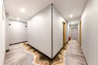 City Ant Hotel (Nanjing Wutang Square Metro Station)