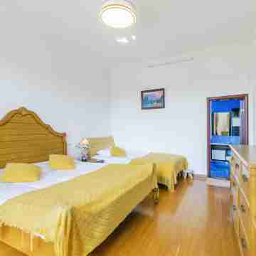 Rainbow   Villa Rooms