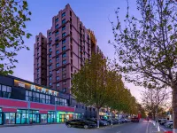 James Joyce Coffetel Hotel (Beijing Daxing Xinmeiti Gongan Daxue) Hotels near Daxing
