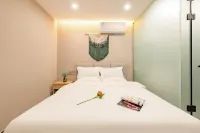 Yunji Inn (Tai'an High Speed Railway Station Lingshan Street Branch) - Balkoner