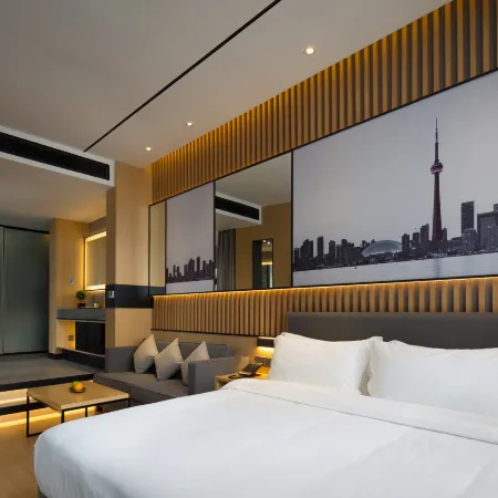 Sfeel Designer Hotel (Chengdu Jiuyan Bridge Shop) Отели рядом с достопримечательностью «Мост Цзюянь»