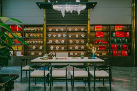 Fengrongxuan Hotel Отели рядом с достопримечательностью «Heijing Passenger Transport Terminal»