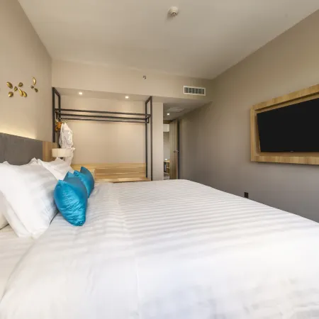 Hanoi Hotel Отели рядом с достопримечательностью «Донгда»
