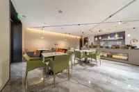 YiJu·Shangpin Hotel (Taixing Drum Tower Xintiandi Branch) Hotels in Taixing