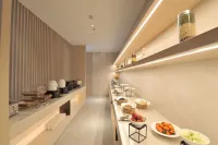 Yintong Yiju Holiday Hotel (Fuxin People's Government Branch) Hotels in Fuxin