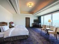 Hilton Fukuoka Sea Hawk Hotels near Yahoo Dome