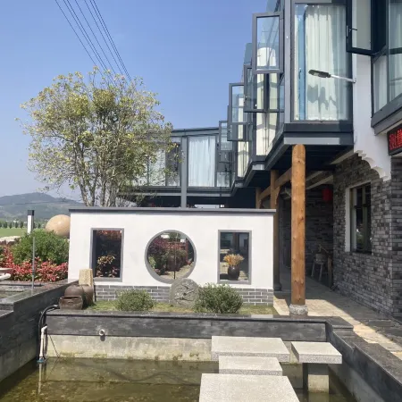 Buried hill Pottery Field · Yu Homestay