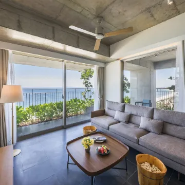 Chicland Danang Beach Hotel