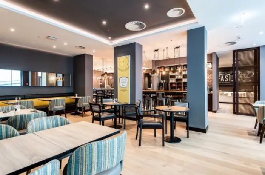 Premier Inn Leipzig City Oper Hotel