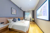 Duobaoli Hotel (Jiefang West Road Qilou Old Street Shop)