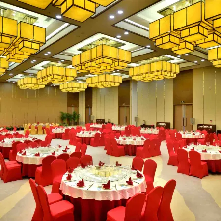 Linzhou Hongqiqu Ying Hotel (Yingbin Building)