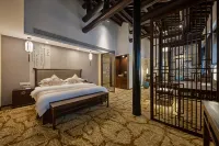 Shaoxing Taimen Homestay (Lu Xun Hometown Cangqiao Straight Street Shop)