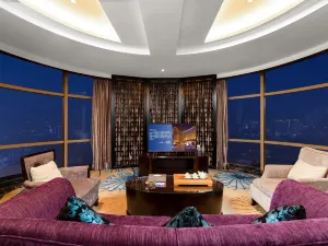 Sanding Huayue Hotel