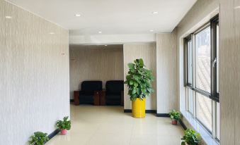 Lishui Kaizhen Business Hotel