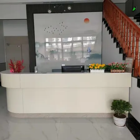 Linjia Business Hotel, Suixi