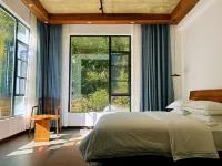 LENART Hotels in Longmen