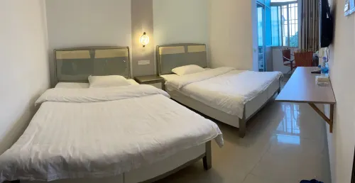 Changtai Harbor Hotel - Inns