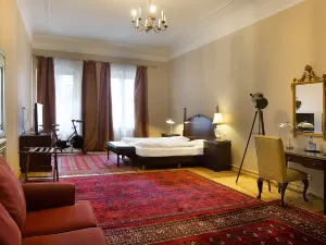 Pałac Wiechlice - Hotel, Restaurant, Spa