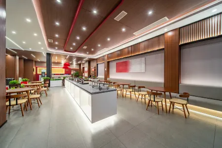 Shankee Coffee Style Hotel (Chengdu Tianfu Guojijichang) Отели рядом со станцией Jianyang South Railway Station