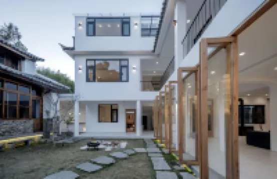 西洲·拾一庭VILLA（大理古城） 中国大理農村電影歴史博物館周辺のホテル