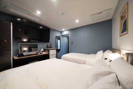 브라운도트 로비