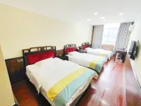 Yilong Dexu Business Hotel