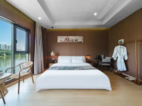 HuXiang Inn Hotels in HongJiang