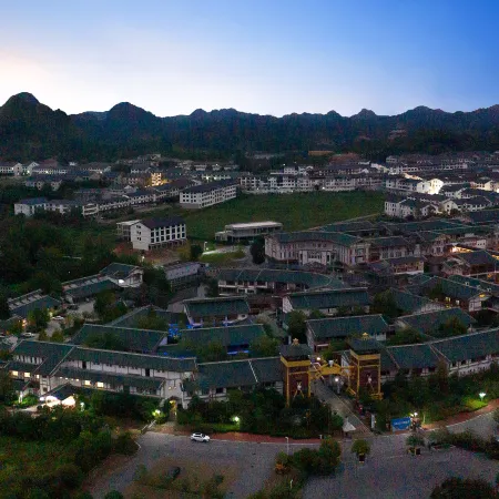 Floral Hotel· Longhushan Hotel