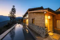 Tingtai Homestay (Titian Scenic Area)