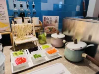 Homeinn Selected Hotel (Jinzhong University Town Wusu International Airport) - พร้อมอาหารเช้า