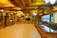 Jialabai Lei Peak Homestay