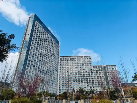 Aimeng Lakeview Vacation Apartment (Moon Bay Wetland Park)
