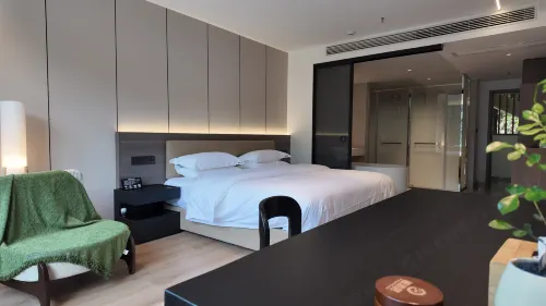 Xijiang Qianhu Miaozhai Fuqingju Inn