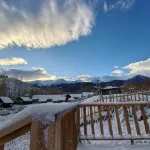 Baihaba Tingtao Homestay (Baihaba Scenic Area) - con vista montagne