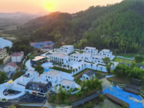Yunju Hotel (Jiangsha Fishing Village Tourist Resort Branch Hotels in Xiajiang