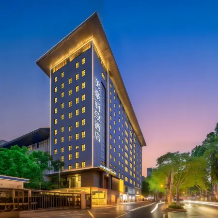 MEHOOD LESTIE HOTEL