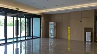 GreenTree Inn Express Hotel (Jinan Zhangqiu Qingzhao Convention and Exhibition Center)