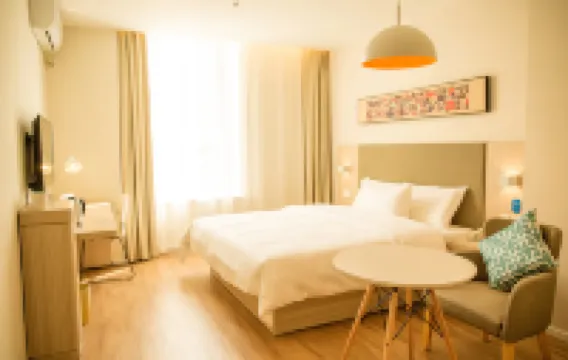 漢庭酒店（無錫小桃源地鐵站店）