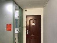 深圳新联华公寓 - 大床房（无空调）