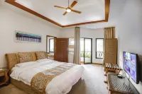 ROYAL WATERLILY HOTEL - Balkon