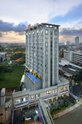 Swiss-Belinn Tunjungan Surabaya Hotels in 