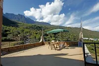 Jiaju Zangzhai Luobu Homestay Hotel a Danba