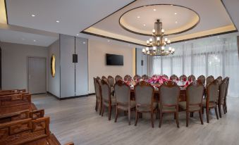 Kyriad Marvelous Hotel(Chengdu East Railway Station)