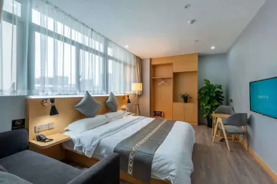 Xiyun light luxury hotel (Nantong University store) Hotels near Sik Park