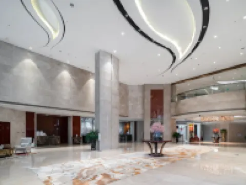 Crowne Plaza ZHENJIANG by IHG Hotel a Zhenjiang