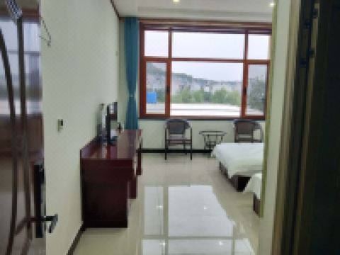 狼牙山乾元酒店 - 精品标准间