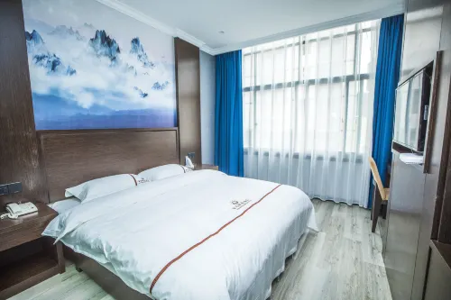 Badong Xinchen Business Hotel - Scenic
