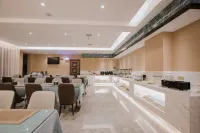 Qingcheng Holiday Hotel